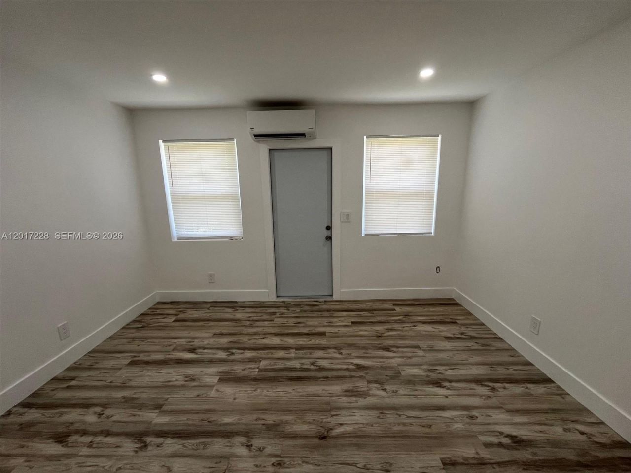 885 SW 29th Ave , Unit 6, Miami, FL 33135 Photo