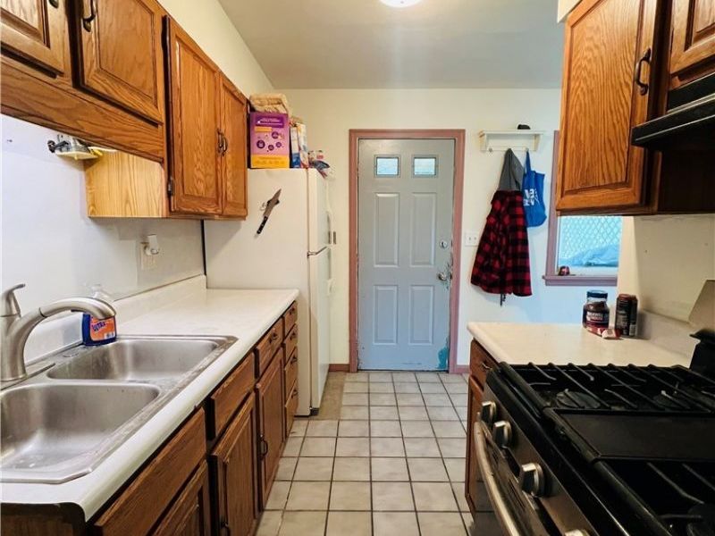 2135 Parkman Road NW, Warren, OH 44485 Photo 5