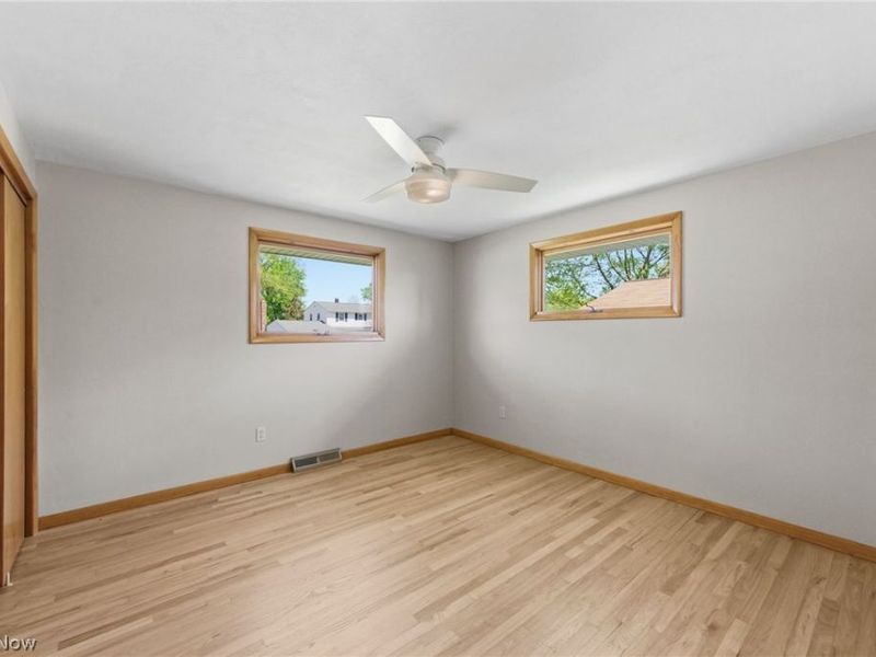 4561 Newbury Drive, Vermilion, OH 44089 Photo 10