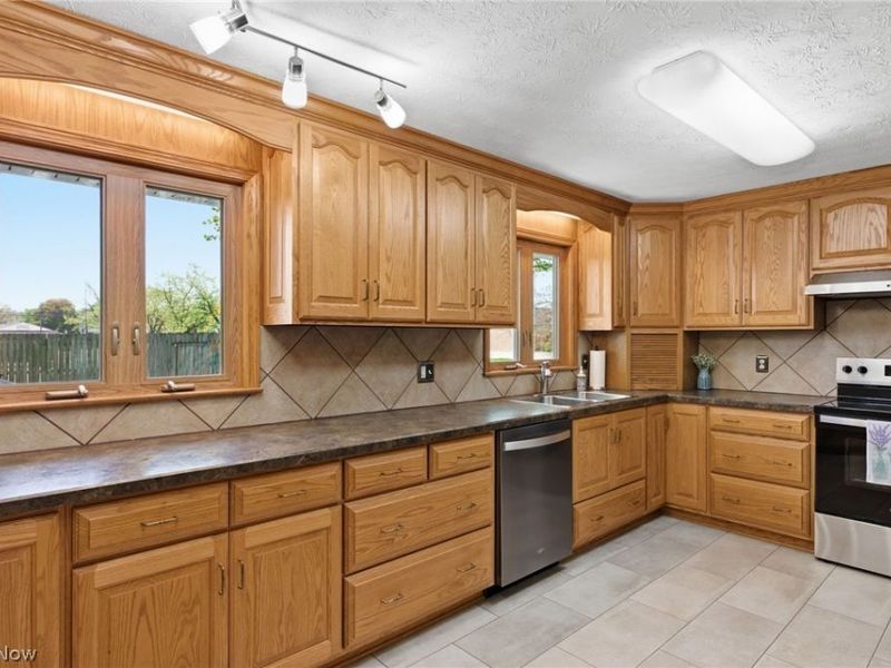 4561 Newbury Drive, Vermilion, OH 44089 Photo 27