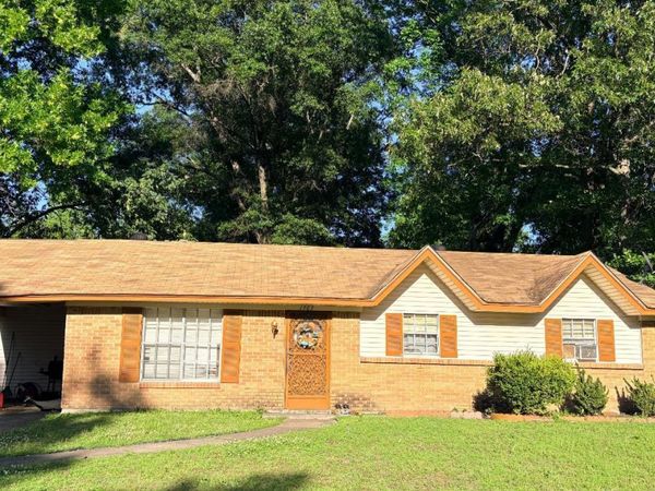 1507 Rich Road, West Memphis, AR 72301
