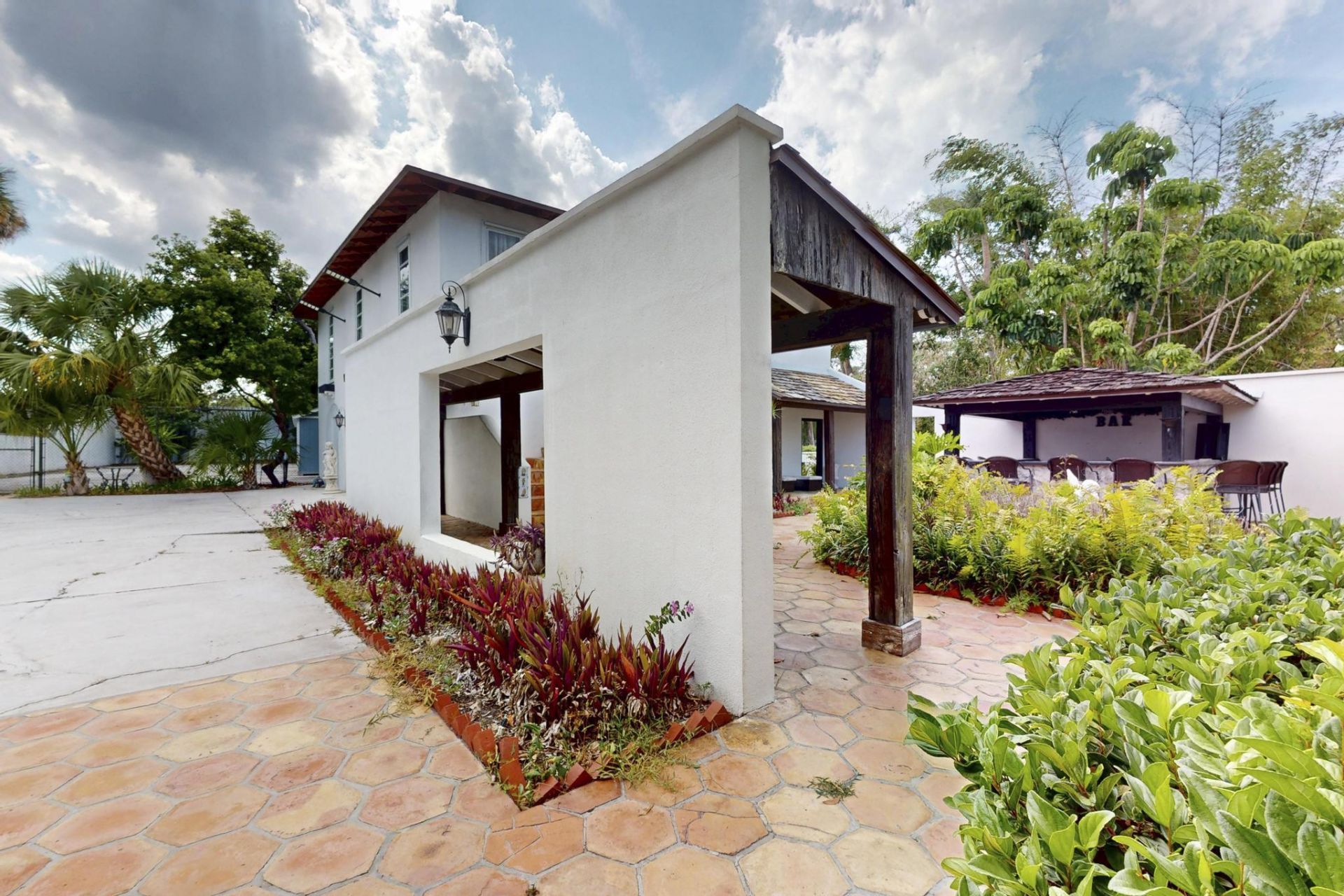 1009 S Indian River Drive, Fort Pierce, FL 34950 Photo