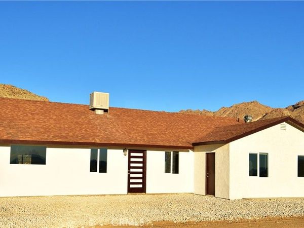 61464 Calle Los Amigos, Joshua Tree, CA 92252