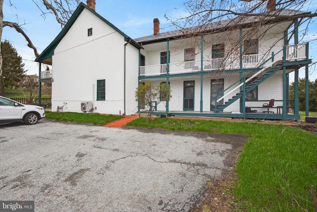 50 E MARKET STREET , HALLAM, PA 17406