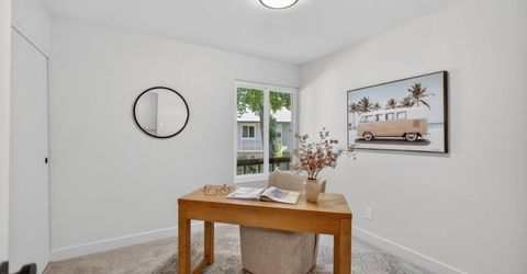 8840 La Riviera Dr #b, Unit B, Sacramento, CA 95826 Photo