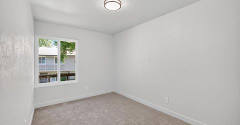 8840 La Riviera Dr #b, Unit B, Sacramento, CA 95826 Photo