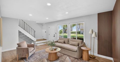 8840 La Riviera Dr #b, Unit B, Sacramento, CA 95826 Photo
