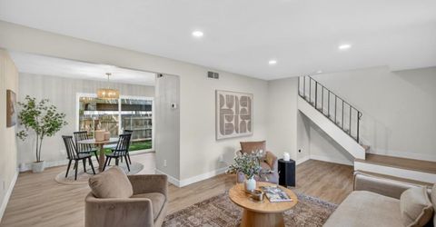 8840 La Riviera Dr #b, Unit B, Sacramento, CA 95826 Photo