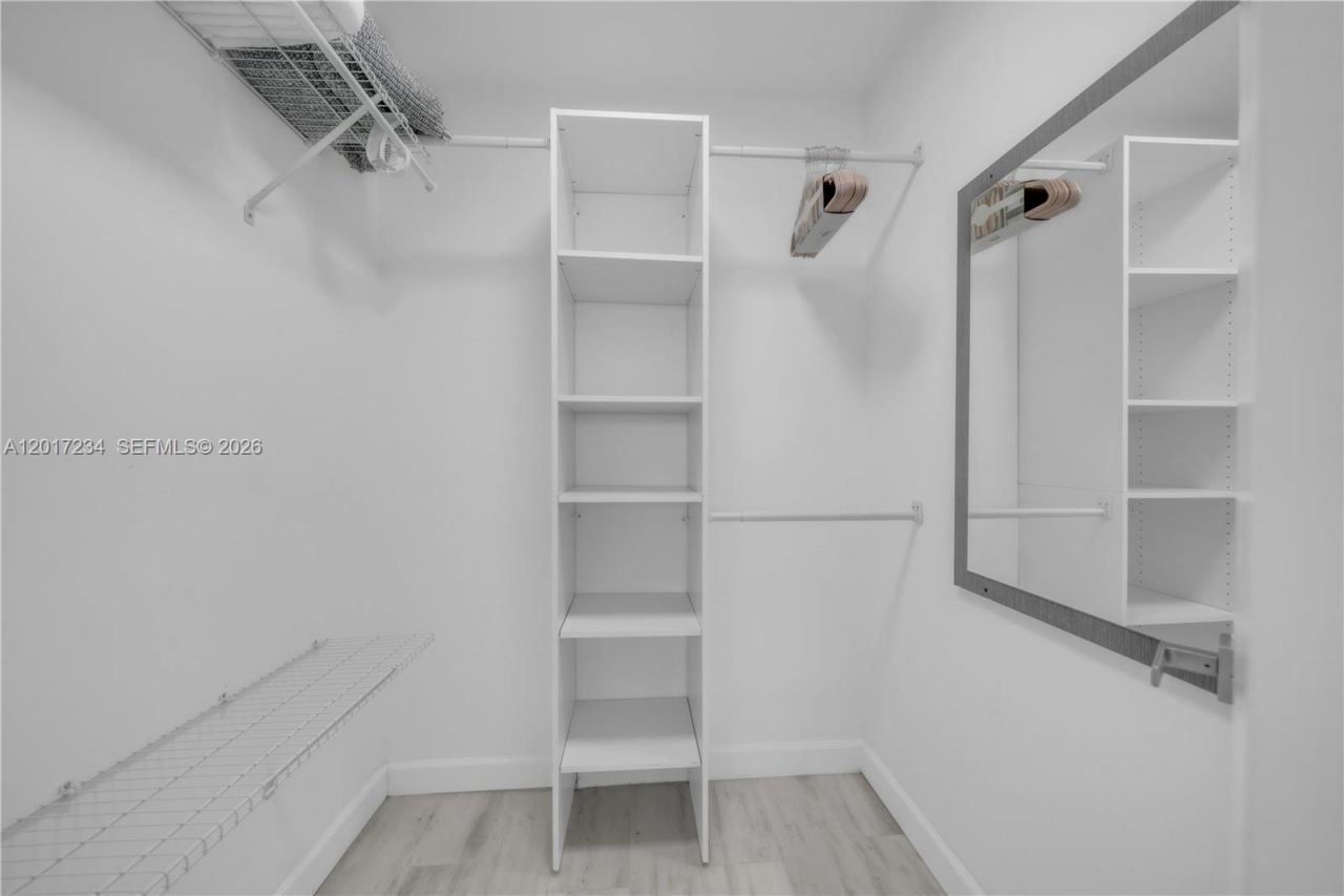 1720 Jefferson St , Unit 511, Hollywood, FL 33020 Photo