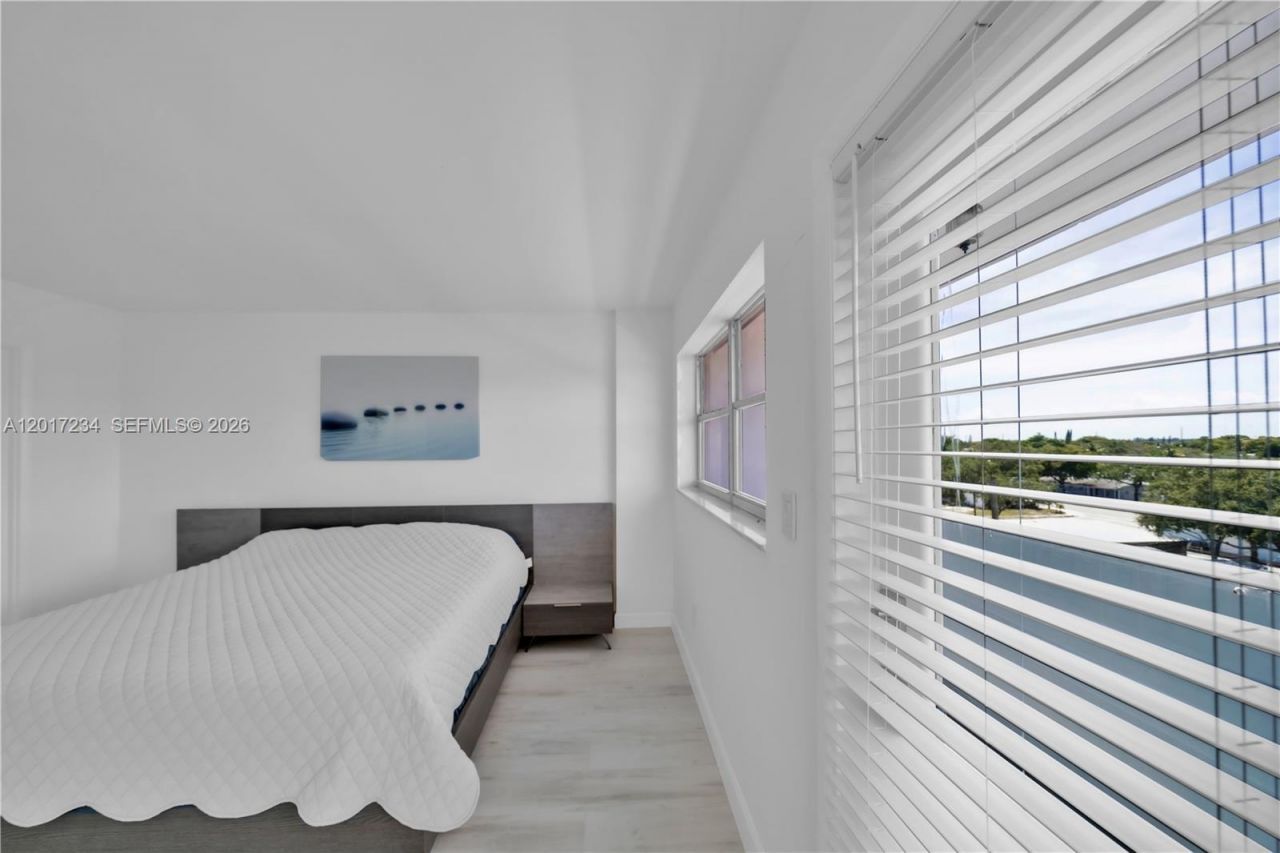 1720 Jefferson St , Unit 511, Hollywood, FL 33020 Photo