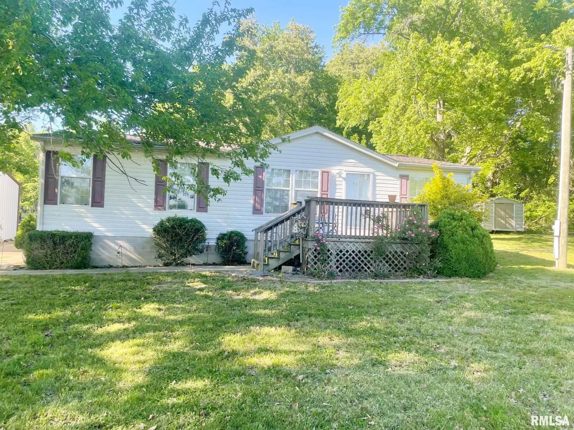 6985 Izaac Walton Road, Benton, IL 62812 Main Photo