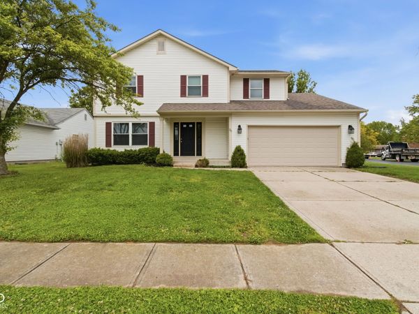 30 Lake Drive N, Brownsburg, IN 46112