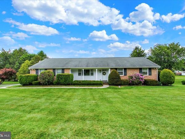 1645 SAINT PAUL STREET, HAMPSTEAD, MD 21074