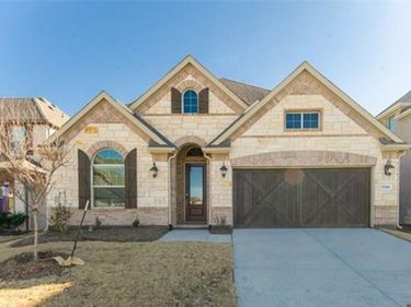17166 Yellow Bells Drive, Dallas, TX 75252