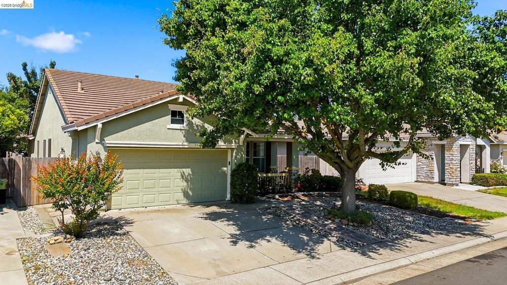 10052 Tittle Way, Elk Grove, CA 95757 Main Photo