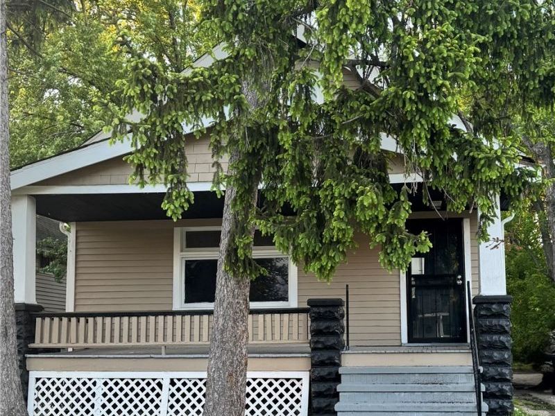 12709 Dove Avenue, Cleveland, OH 44105 Photo 1