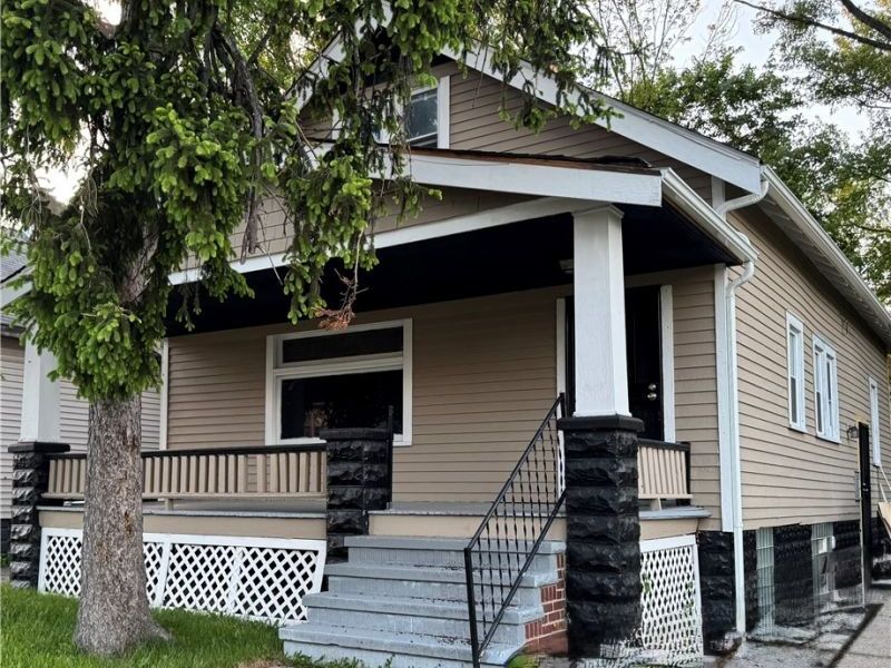 12709 Dove Avenue, Cleveland, OH 44105 Photo 9