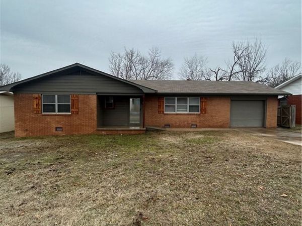 1208 NW 2nd Street, Bentonville, AR 72712