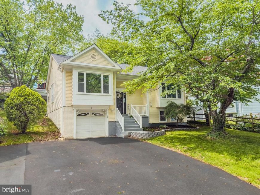 5 Tripoley Court, Gaithersburg, MD 20878 Main Photo