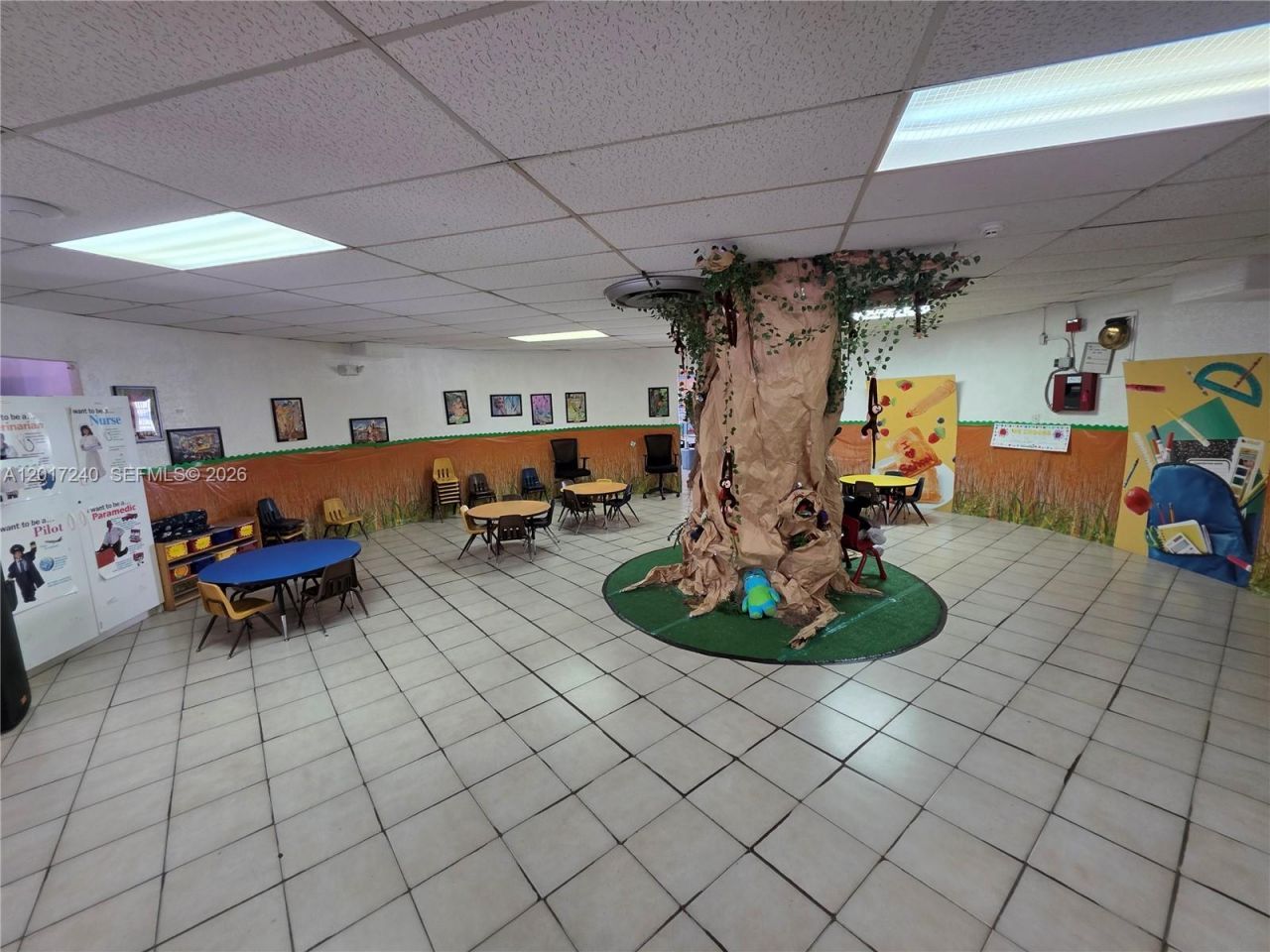 2660 SW 17th St , Miami, FL 33145 Photo