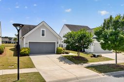 317 Bloomington Way photo 4