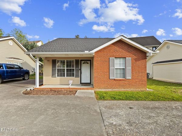 918 Middlebrook Court, Sevierville, TN 37862