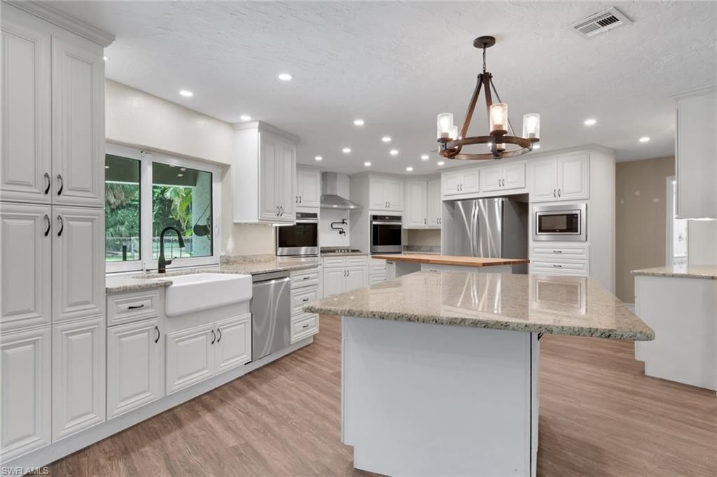 6101 Lancewood Way, Naples, FL 34116 Photo