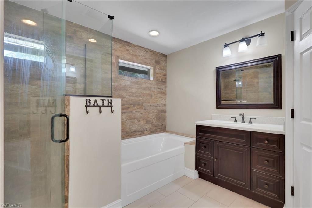 6101 Lancewood Way, Naples, FL 34116 Photo