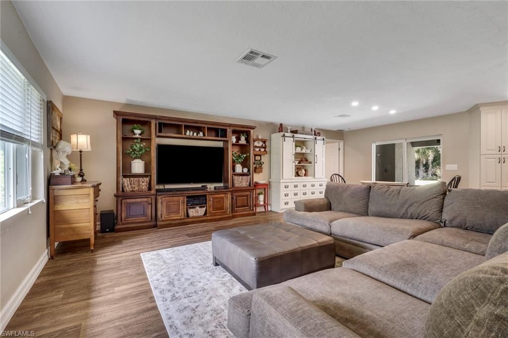 6101 Lancewood Way, Naples, FL 34116 Photo