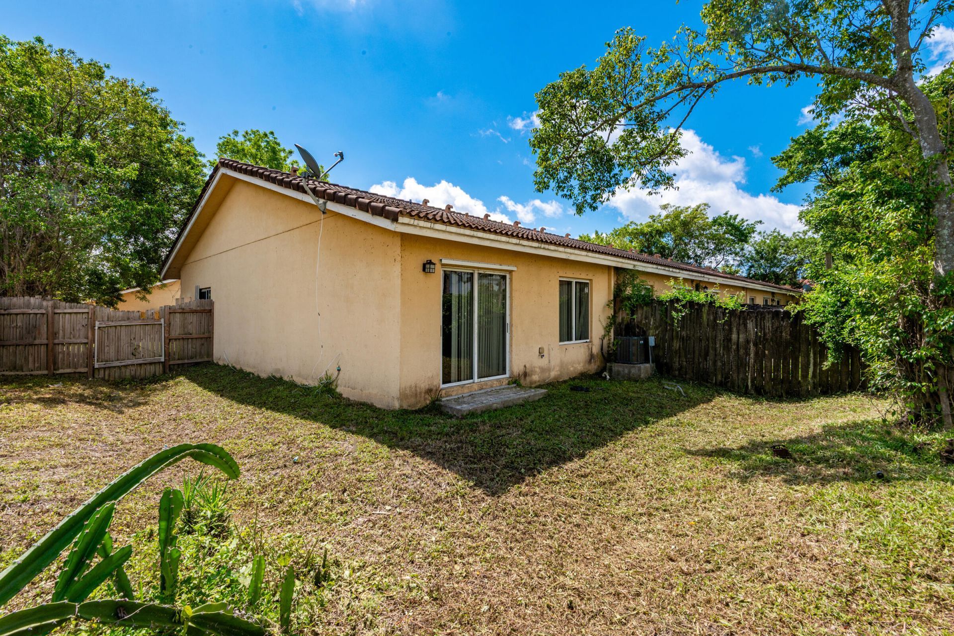 3838 SW 48th Avenue, Unit 3838, Hollywood, FL 33023 Photo