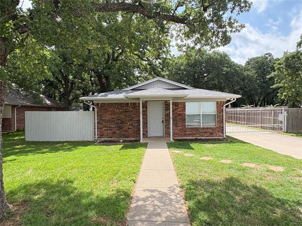 3201 S Garland Street, Decatur, TX 76234 Main Photo