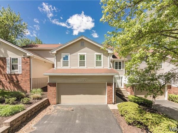 1003 Nobleman Drive, Creve Coeur, MO 63146