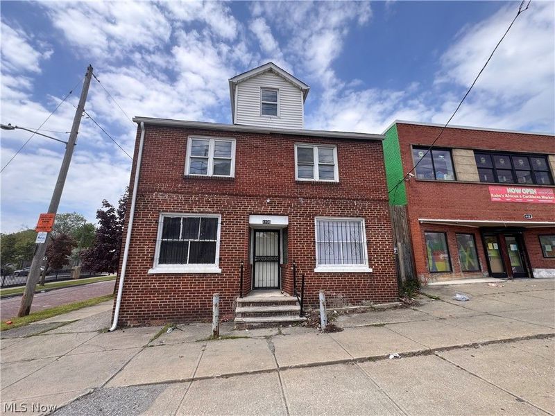 4106 Lee Road, Cleveland, OH 44128 Photo 1
