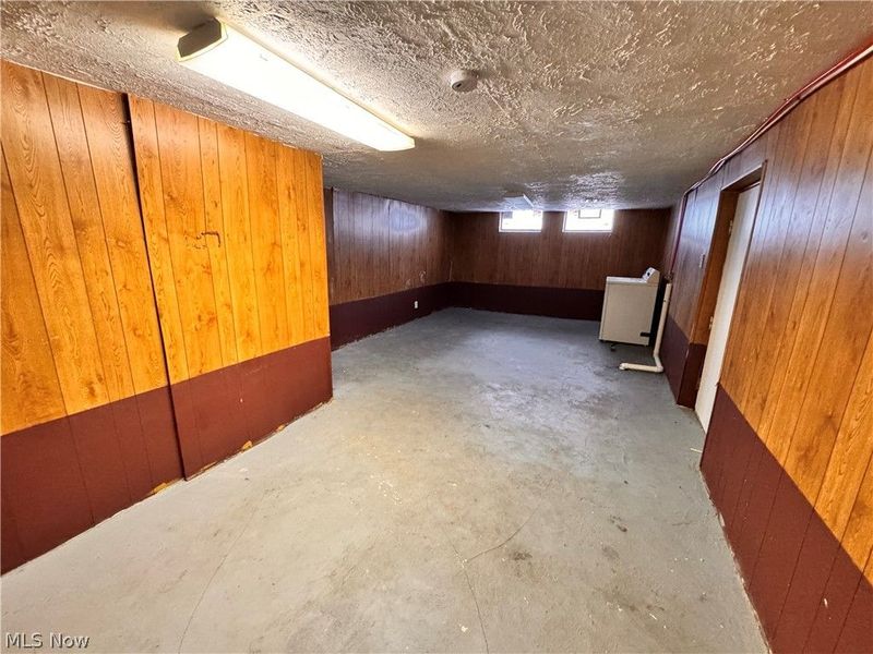 4106 Lee Road, Cleveland, OH 44128 Photo 13