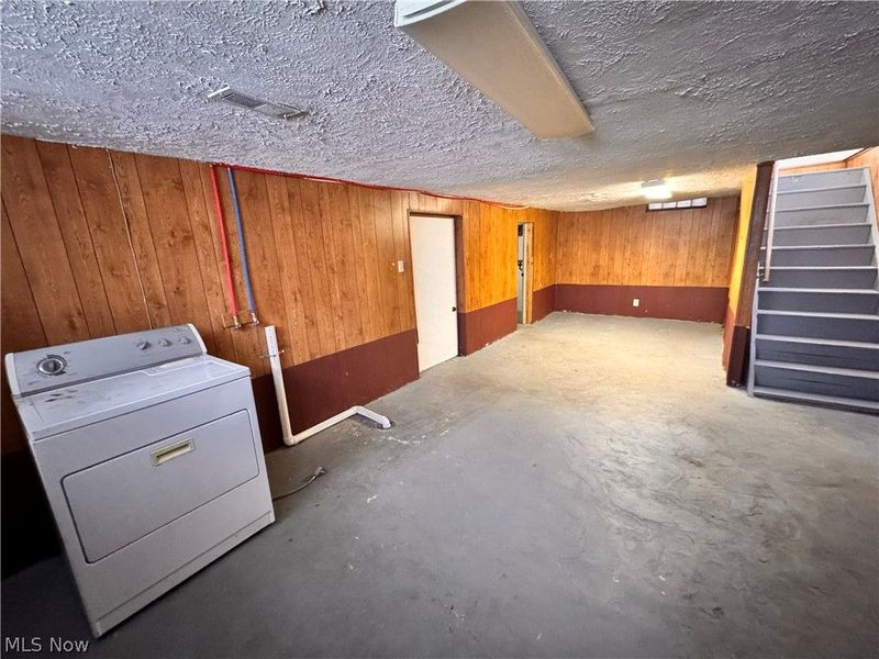 4106 Lee Road, Cleveland, OH 44128 Photo 15