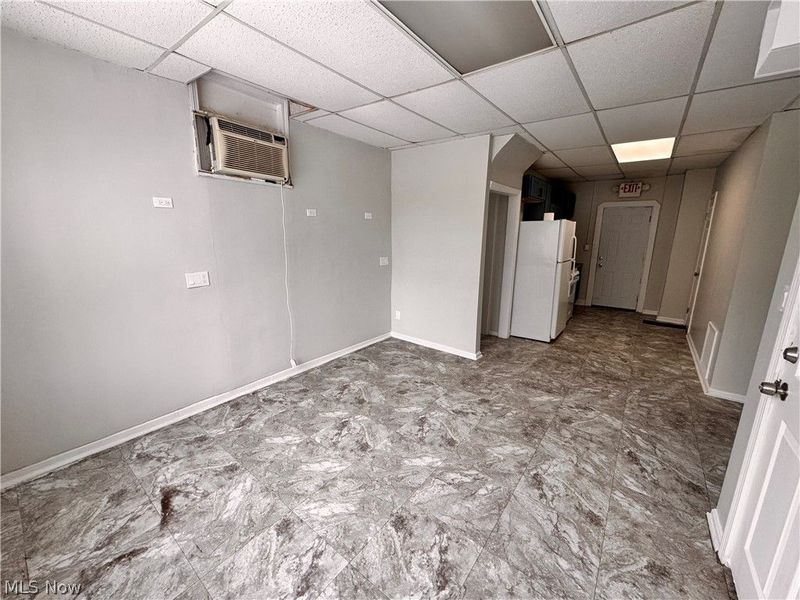 4106 Lee Road, Cleveland, OH 44128 Photo 3