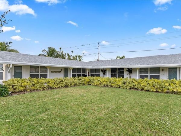 2051 NE 56th Street, Unit 2, Fort Lauderdale, FL 33308