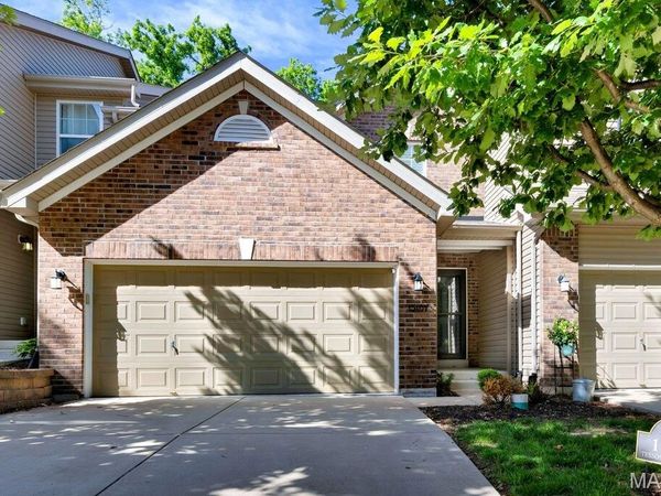 13107 Tesson Hollow Drive, St Louis, MO 63128