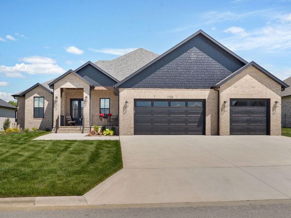 1734 N Marlowe Avenue , Springfield, MO 65802