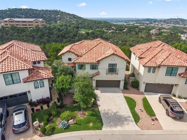211 Honey Creek #6 CT, Lakeway, TX 78738
