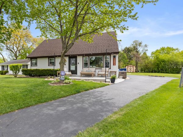 37127 N Hillside Drive , Lake Villa, IL 60046