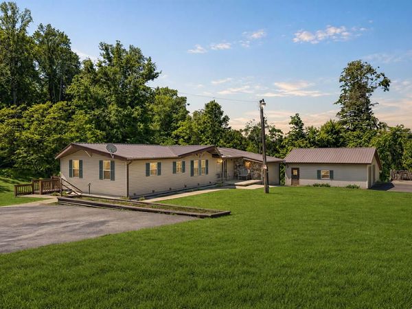 308 Dale Hollow Manor, Albany, KY 42602