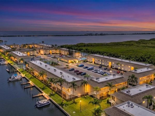 8817 BAY POINTE DRIVE , Unit 107, TAMPA, FL 33615