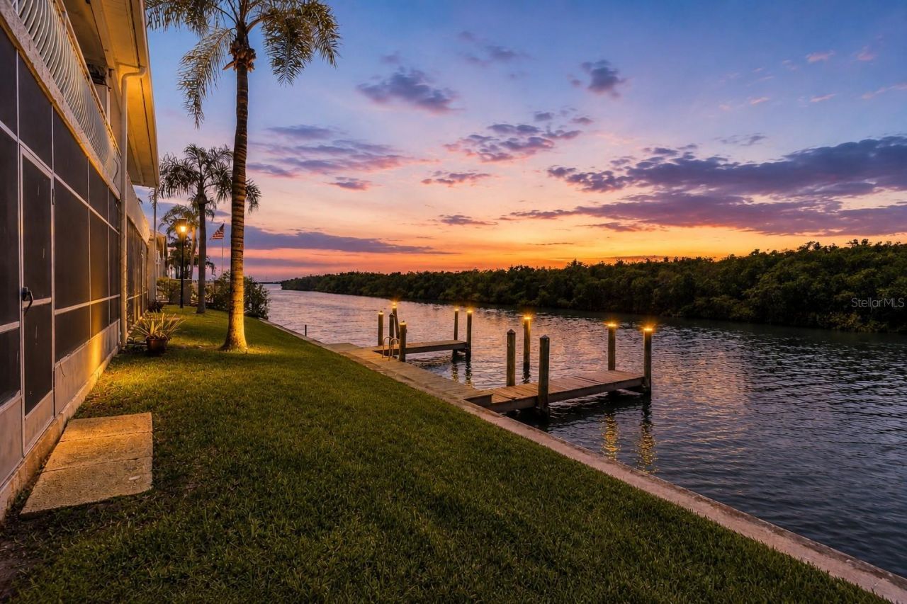 8817 Bay Pointe Drive, Unit 107, Tampa, FL 33615 Photo