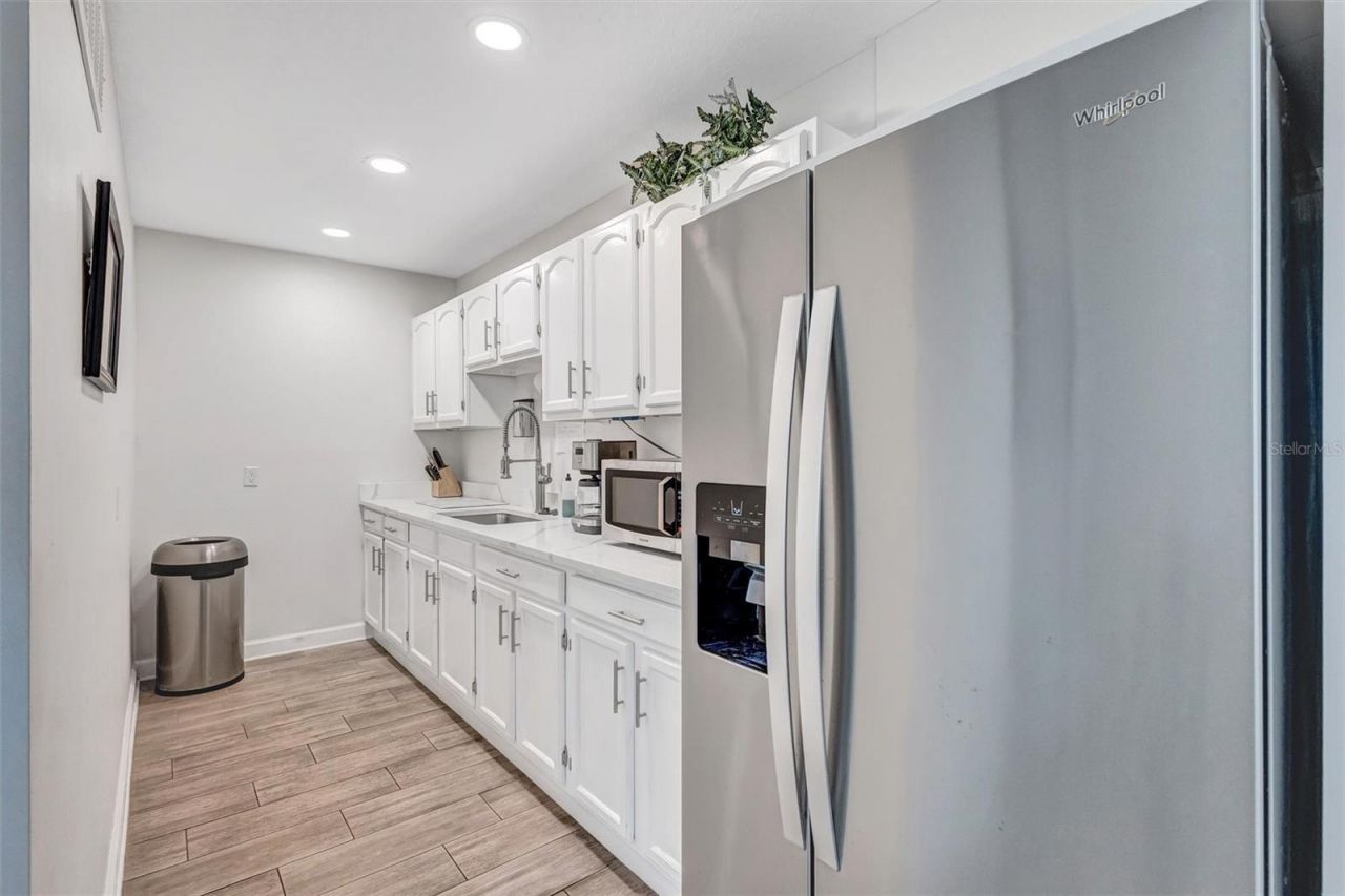 8817 Bay Pointe Drive, Unit 107, Tampa, FL 33615 Photo