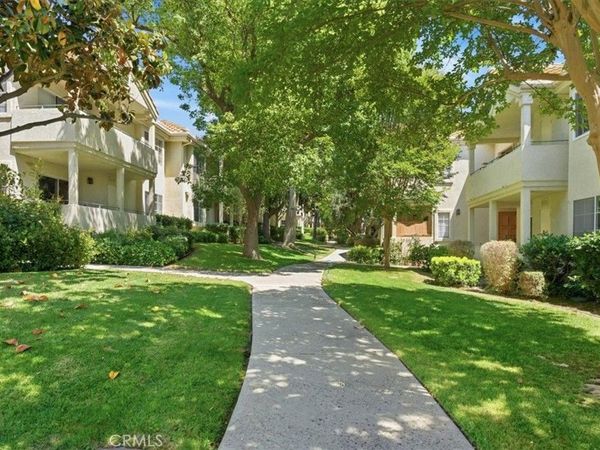 4201 Las Virgenes, Unit 205, Calabasas, CA 91302