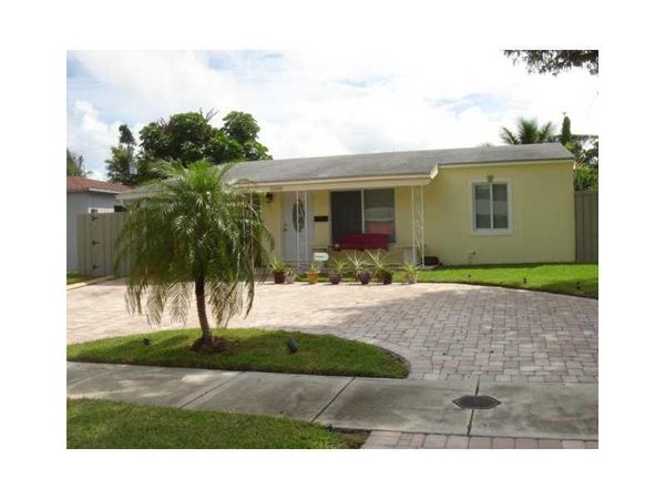 5200 NE 3rd Terrace, Fort Lauderdale, FL 33334