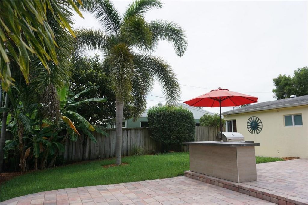 5200 NE 3rd Terrace, Fort Lauderdale, FL 33334 Photo