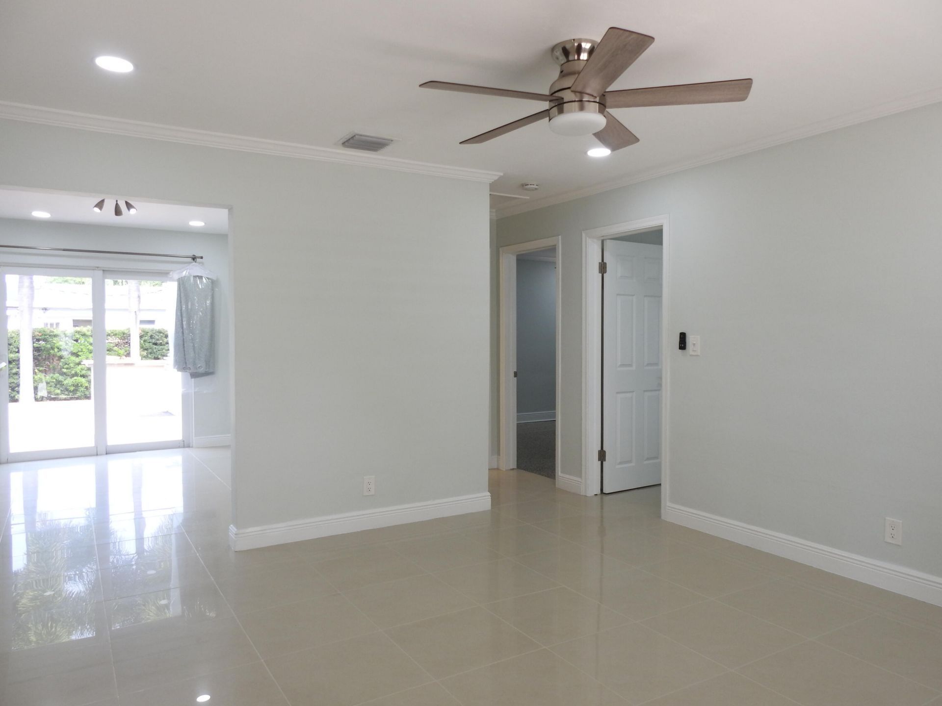 5200 NE 3rd Terrace, Fort Lauderdale, FL 33334 Photo