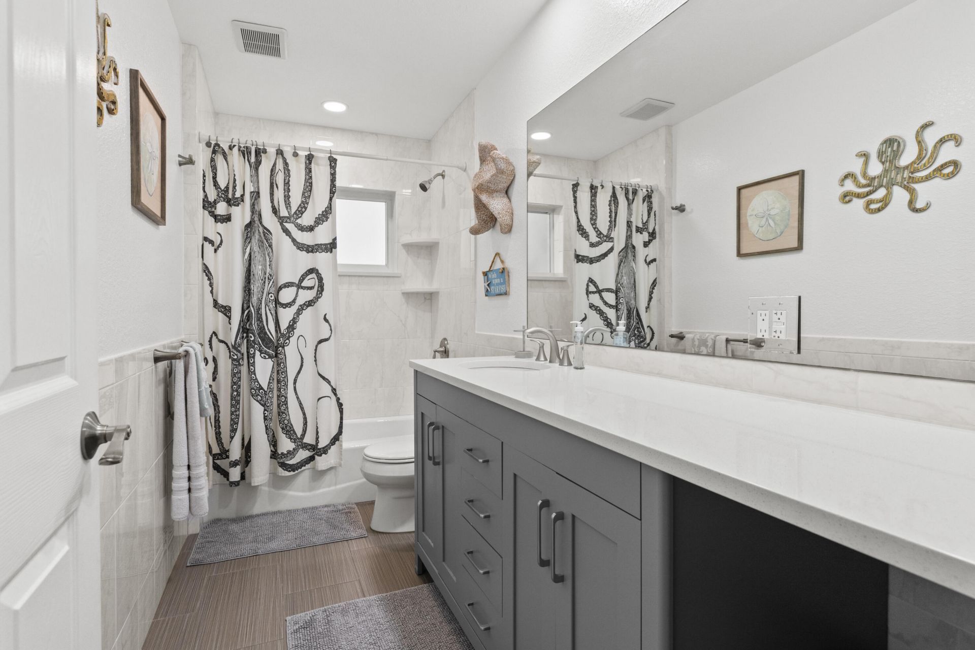 574 & 576 99th Street Ocean, Marathon, FL 33050 Photo